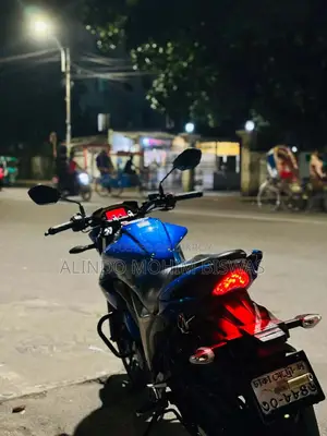 Suzuki Gixxer . 2023