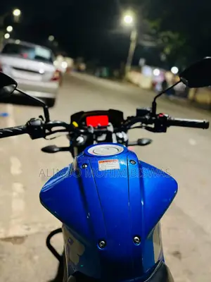 Suzuki Gixxer . 2023