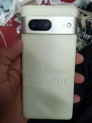 Google Pixel 7 . (Used)