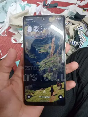 Google Pixel 7 . (Used)