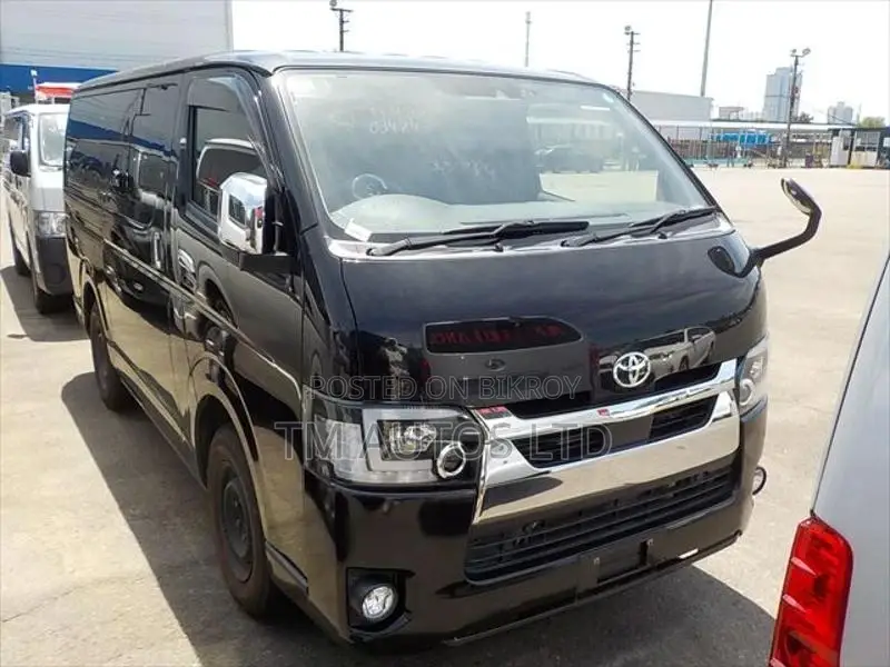 Toyota Hiace SUPER GL 3.0 BLACK 2021