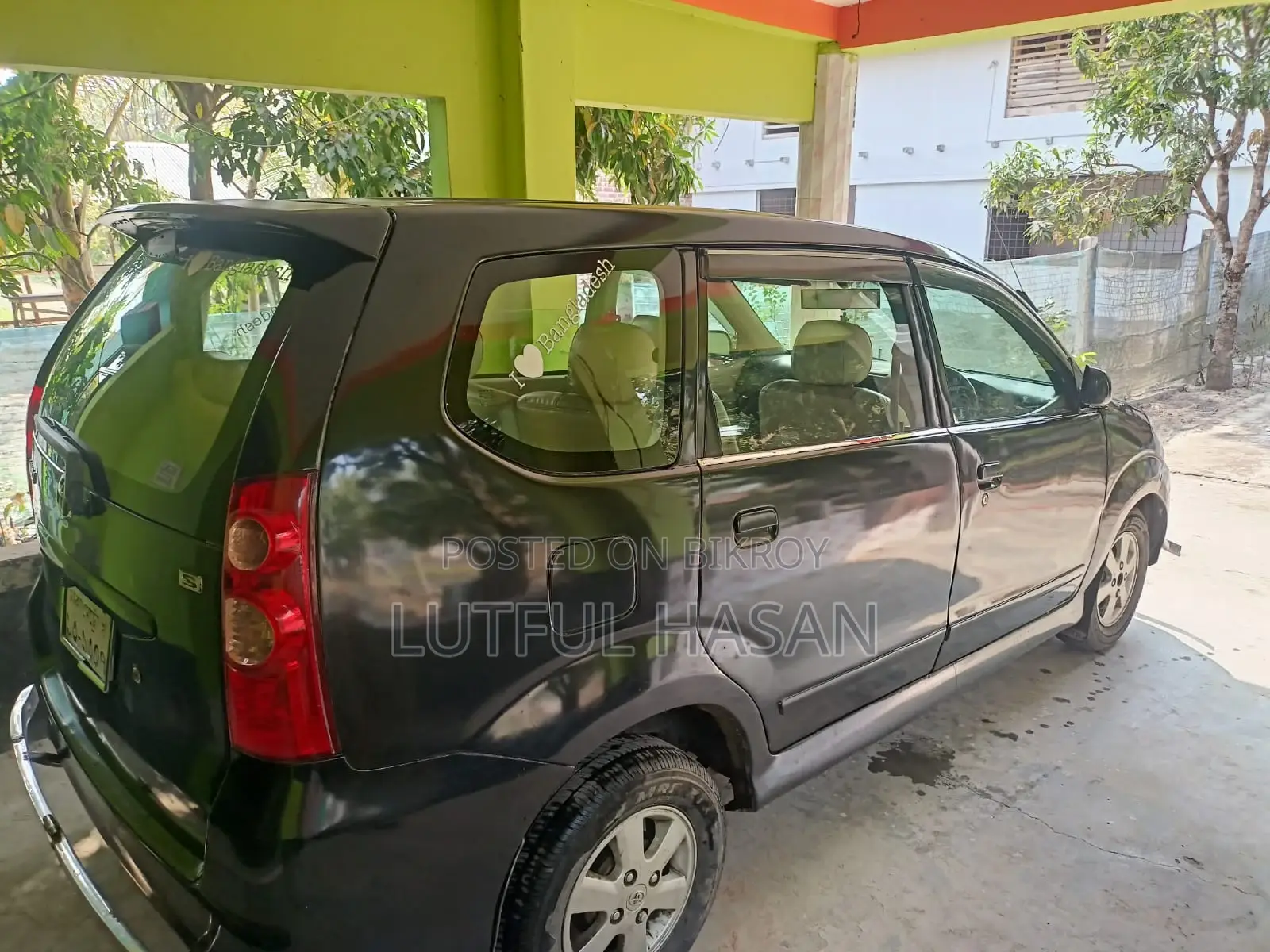 Toyota Avanza 2010 Black