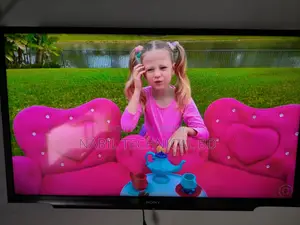 Original Sony 32" LED TV. Made in Malaysia.