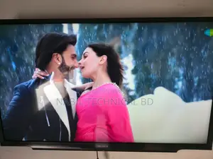 Original Sony 32" LED TV. Made in Malaysia.