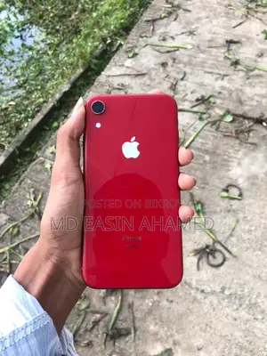 Apple iPhone XR . (Used)