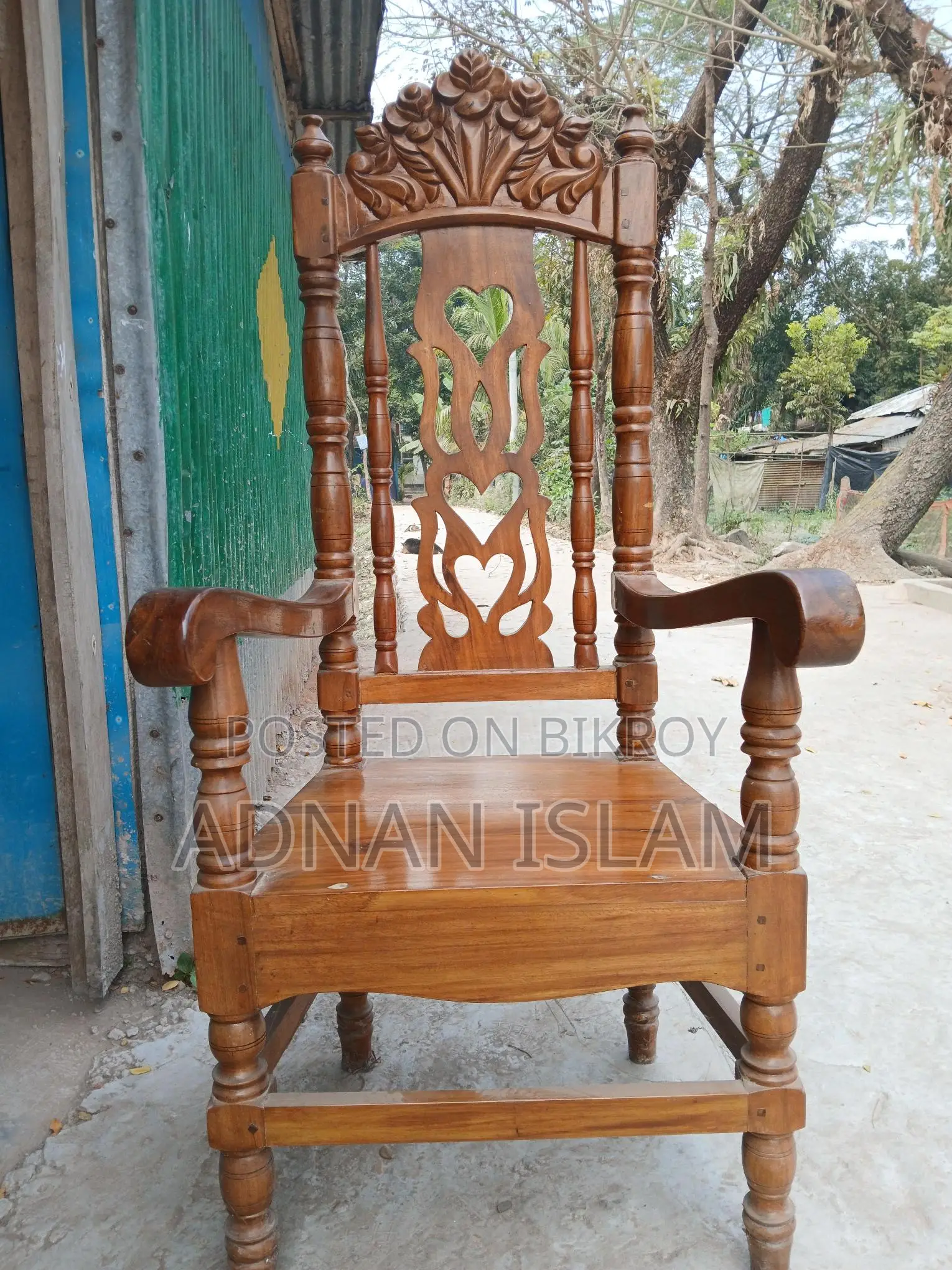 Teak Wood Chair in Excellent Condition