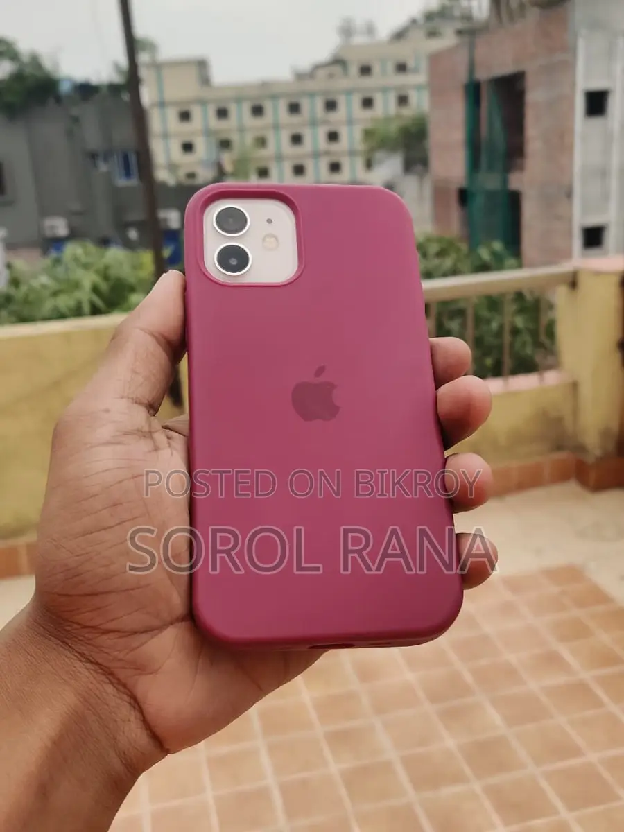 Apple iPhone 12 (Used)