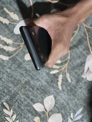 Google Pixel 6a 6 / 128 (Used)
