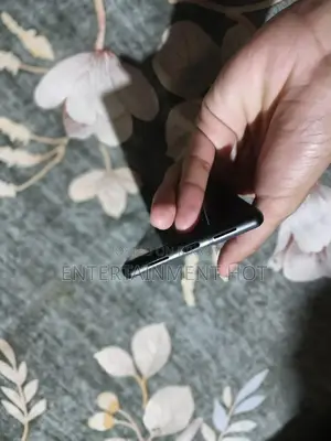 Google Pixel 6a 6 / 128 (Used)