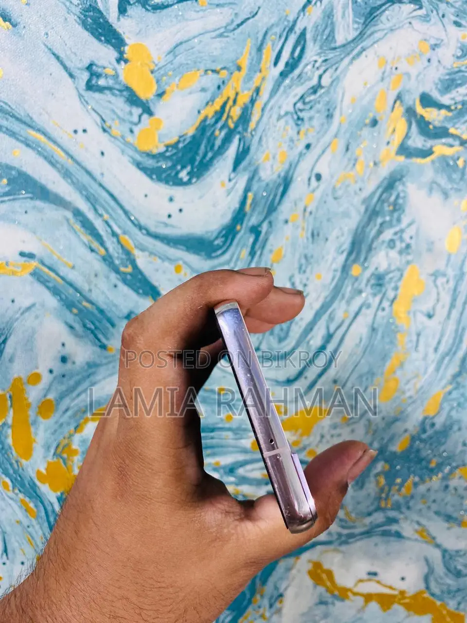 Samsung Galaxy S22 (Used)