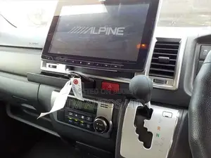 Toyota Hiace SUPER GL 4.0 BLACK 2022