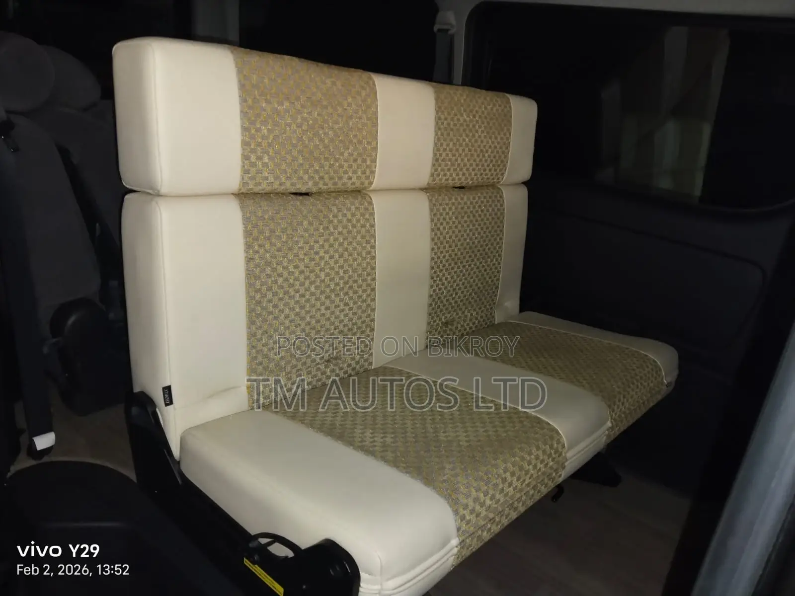 Toyota Hiace SUPER GL 4.0 BLACK 2022