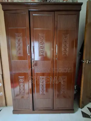 আলমারি, ৫ বছর ব্যবহৃত, ভালো কন্ডিশন