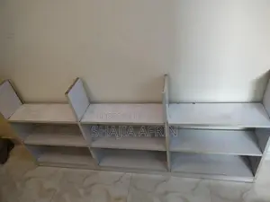 Display Rack in Absolutely Fresh Condition