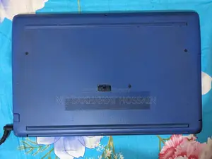 Laptop HP 15-da2933nia 8GB Intel Core i3 HDD 1T