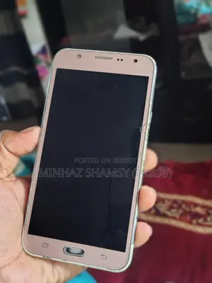 Samsung Galaxy J7 (Used)