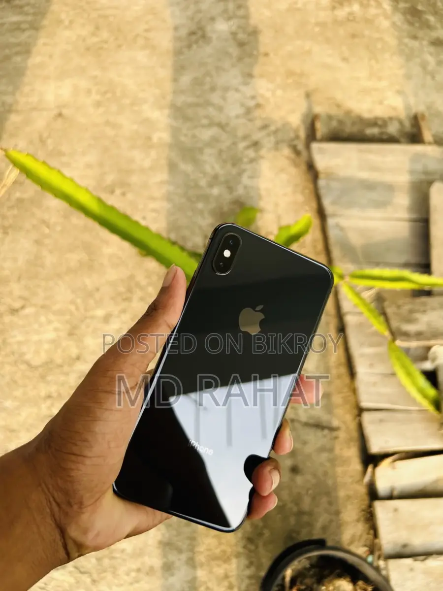 Apple iPhone XS Max (Used)