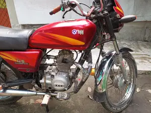 Bajaj Champion . 2012