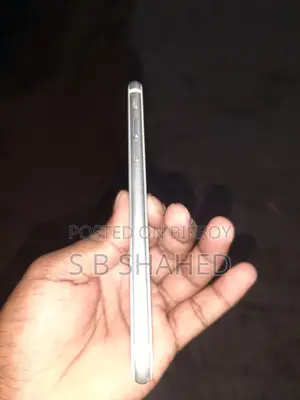 Apple iPhone 8 (Used)