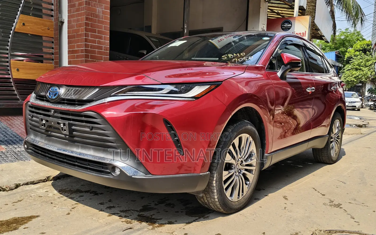Toyota Harrier full loaded z 2021