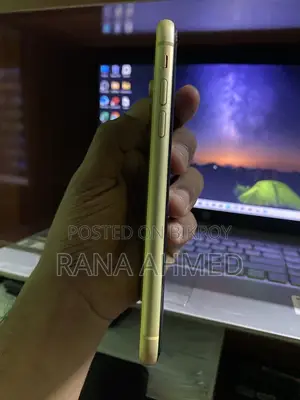 Apple iPhone XR (Used)