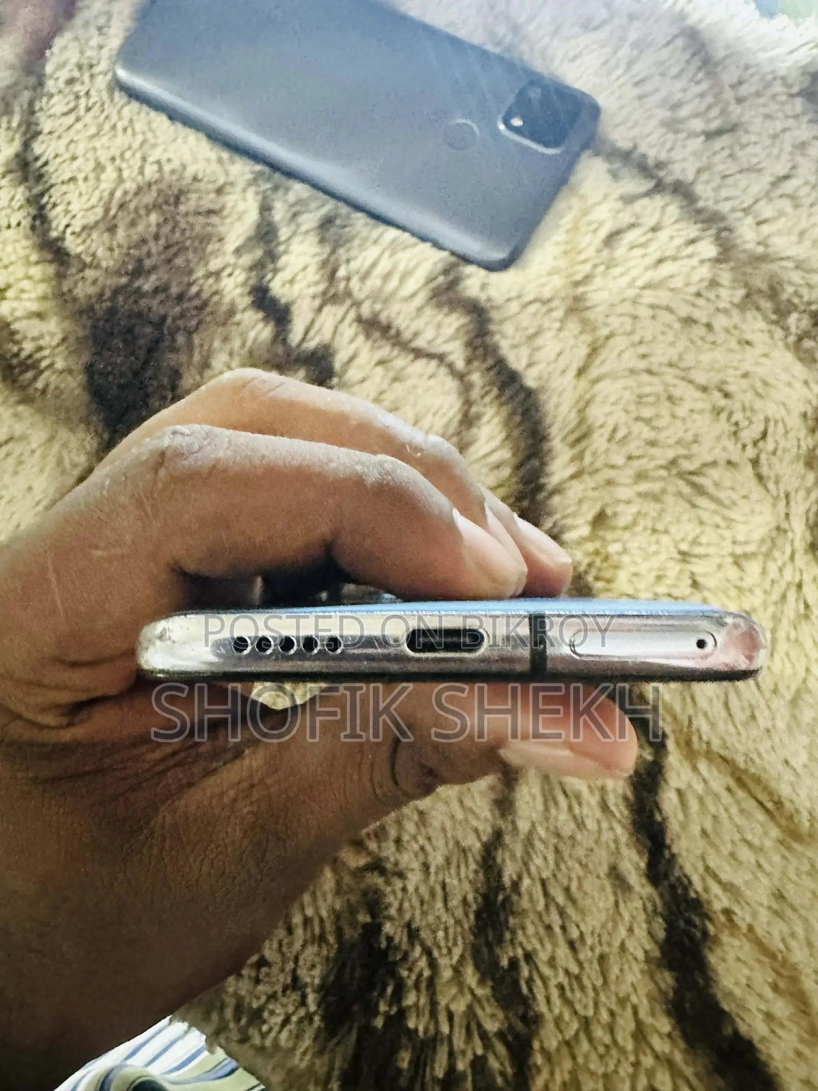 OnePlus 7T (Used)