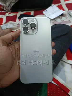 Apple iPhone 15 pro max 256 Singapore (Used)