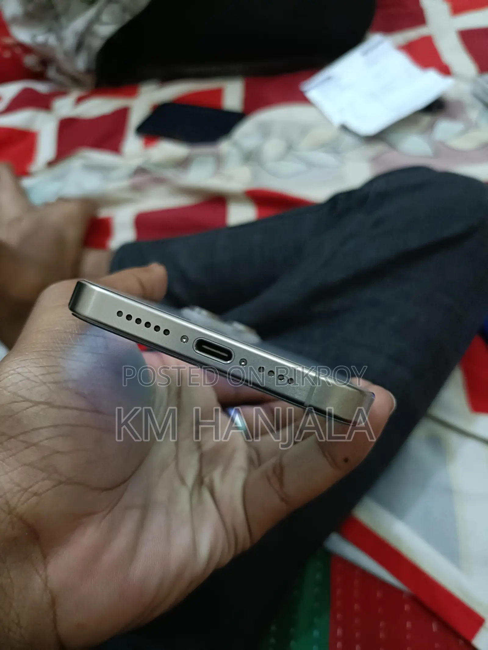 Apple iPhone 15 pro max 256 Singapore (Used)