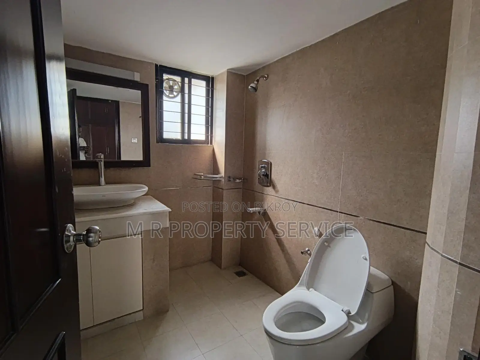 Luxurious Semi Furnished Apartment Rent Gulshan-2
