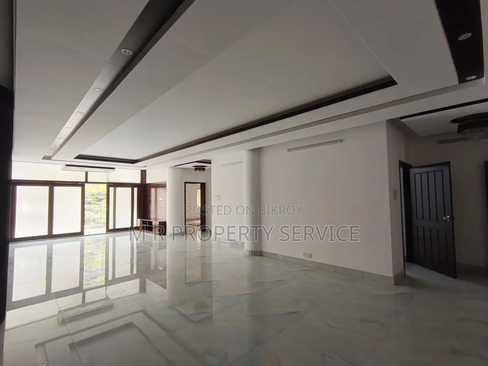Luxurious Semi Furnished Apartment Rent Gulshan-2