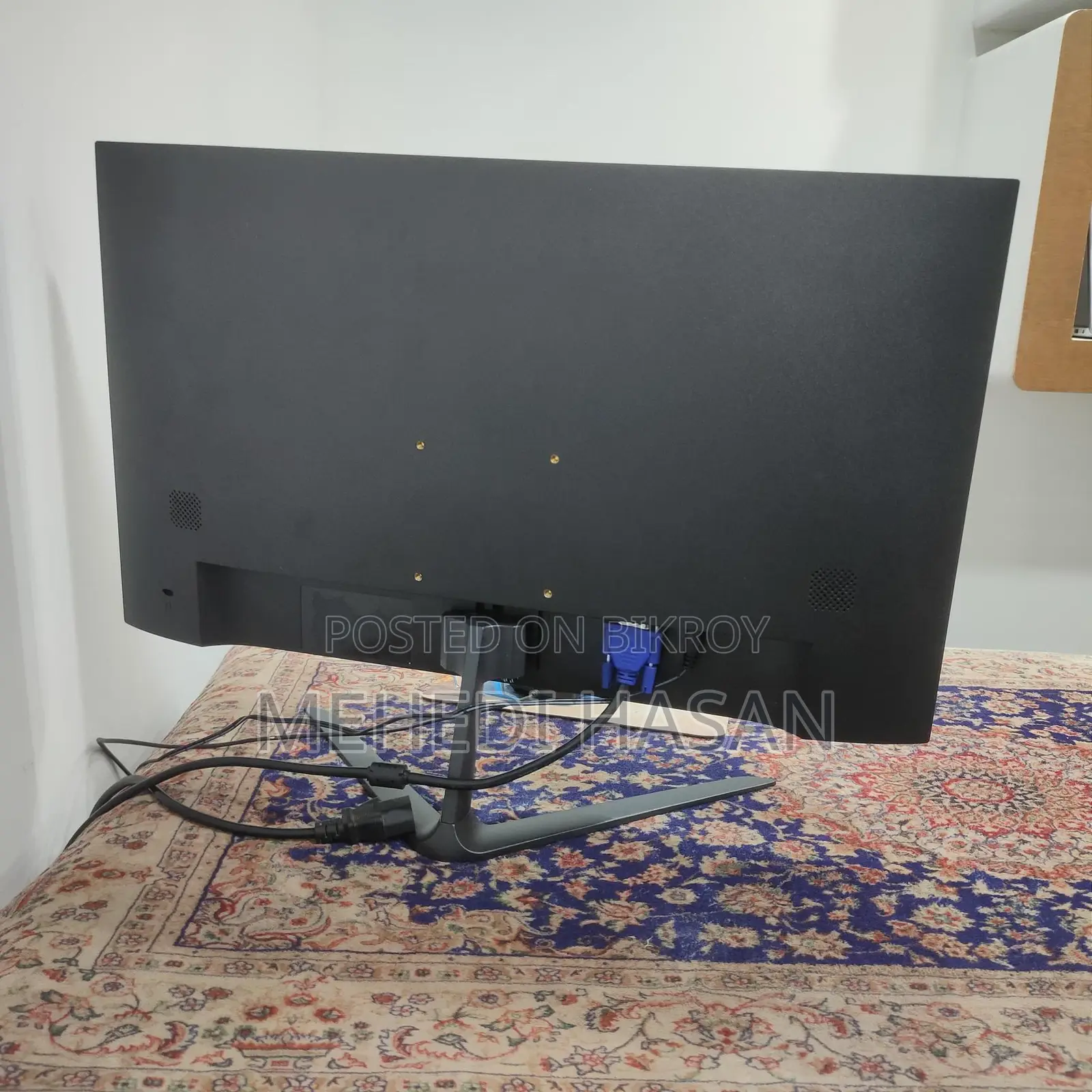 Hikvision 22” Monitor (Used) – Ready set with Box + Cable