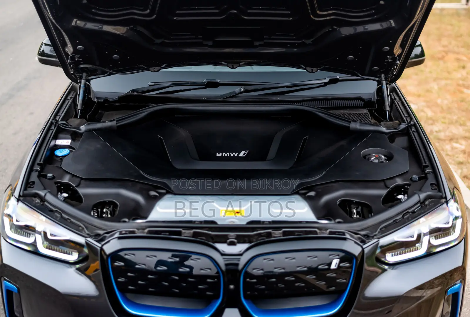 BMW IX3 2023