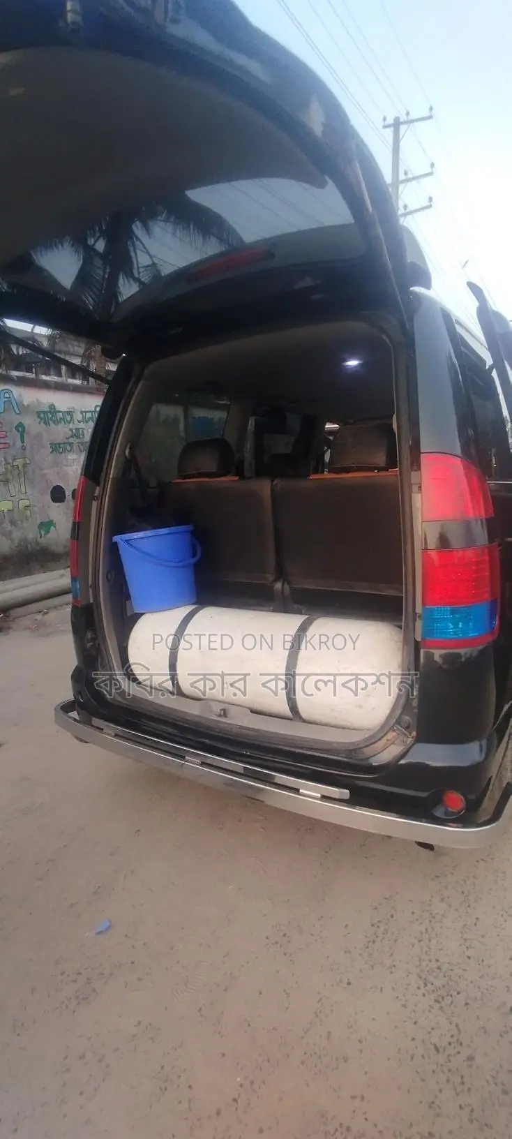 Toyota Noah Black 2002