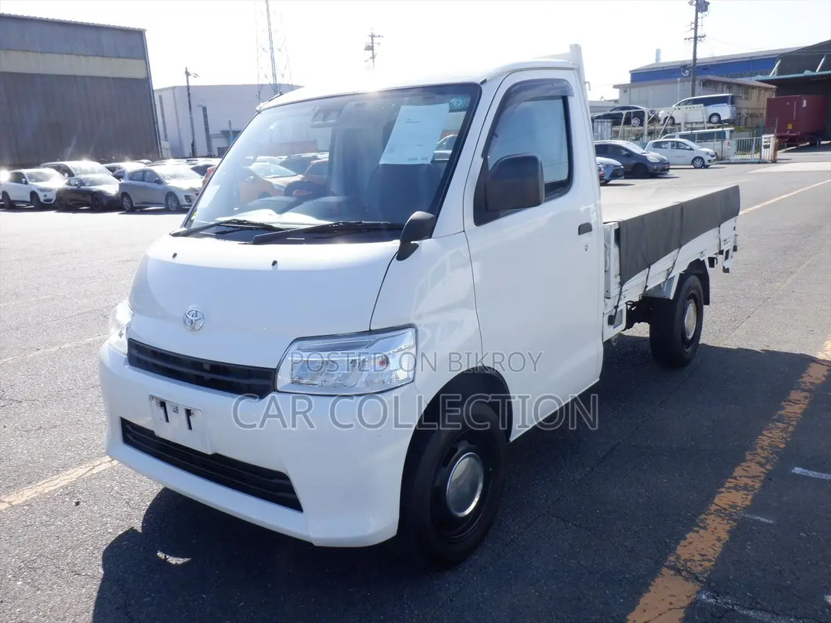 Toyota ToyoAce Ready Stock 2021
