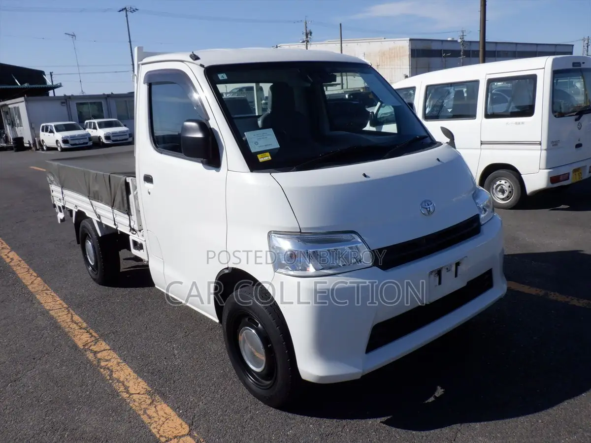 Toyota ToyoAce Ready Stock 2021