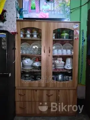 ওয়াল শোকেস