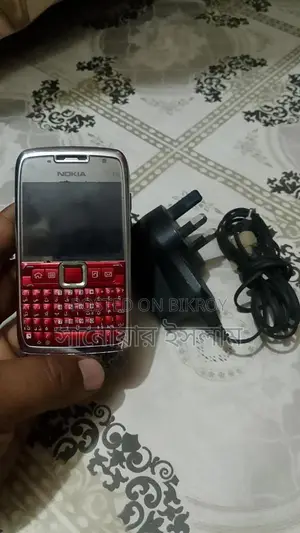 Nokia E71 . (Used)