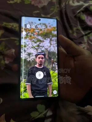 Google Pixel 6 . (Used)