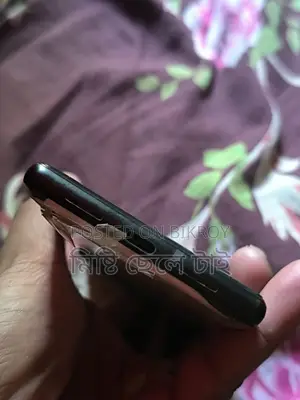 Google Pixel 6 . (Used)