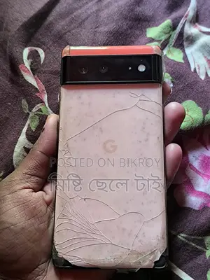 Google Pixel 6 . (Used)