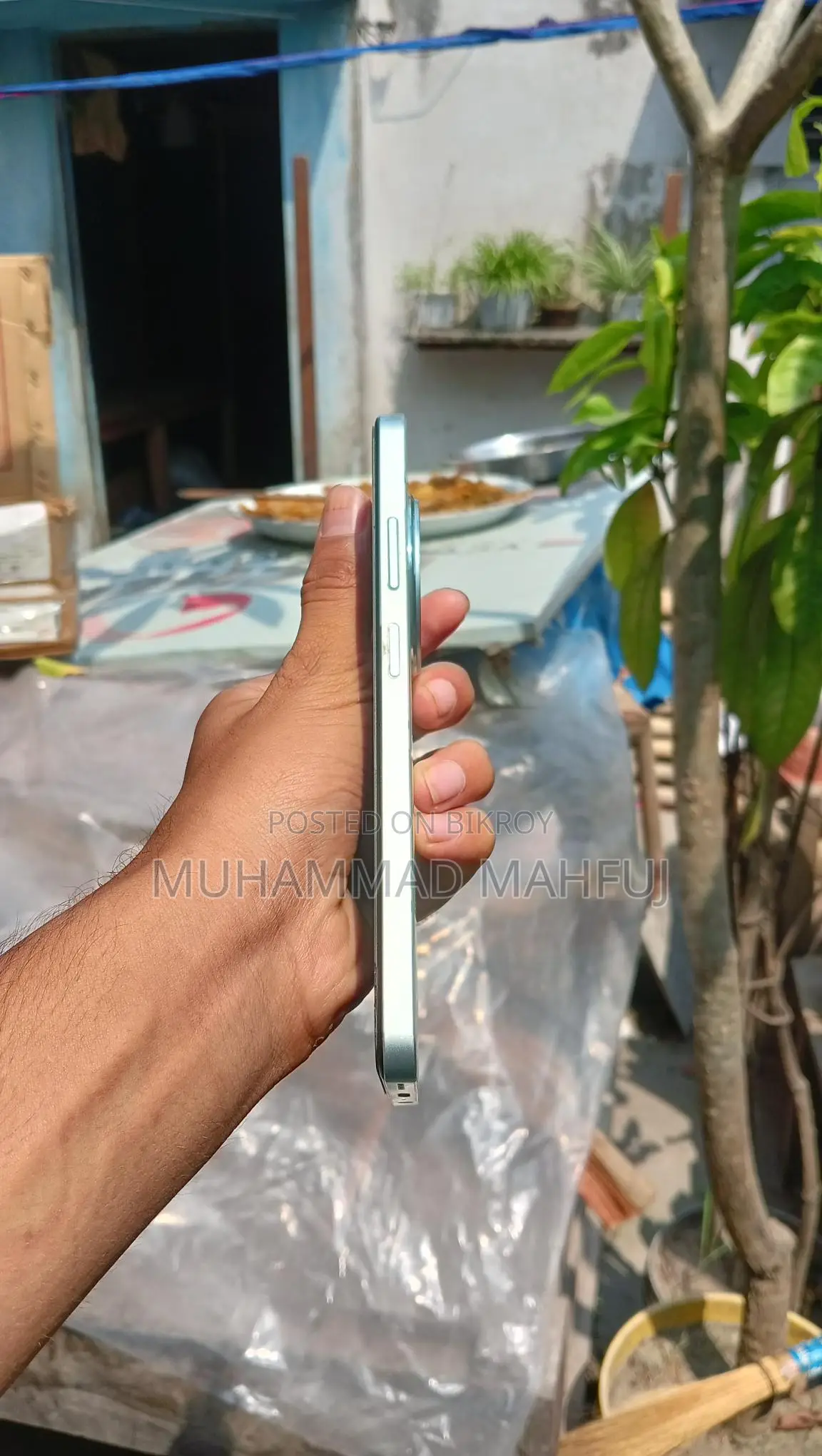 Realme 13 8+4/128 (Used)