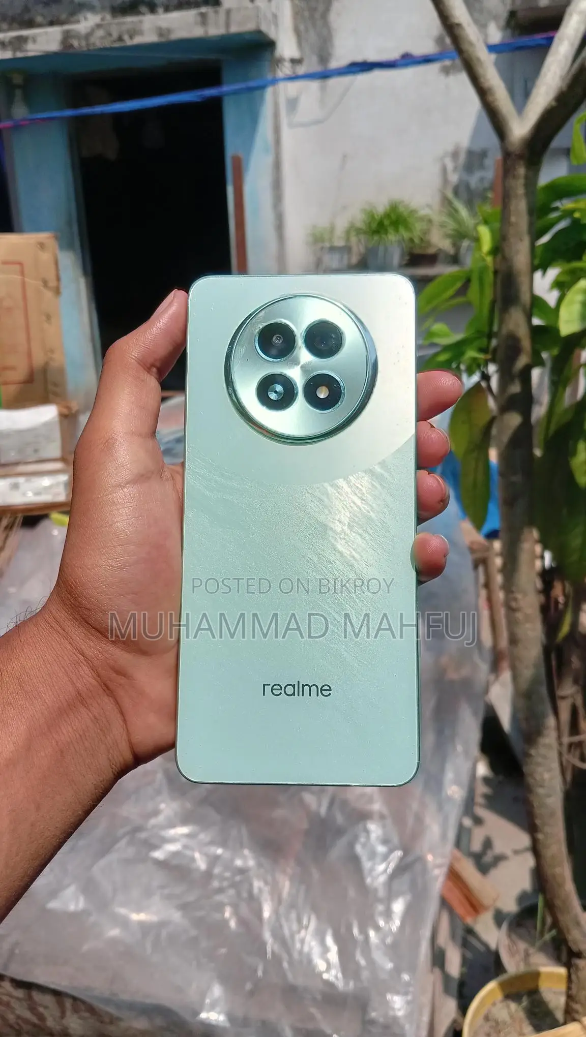 Realme 13 8+4/128 (Used)