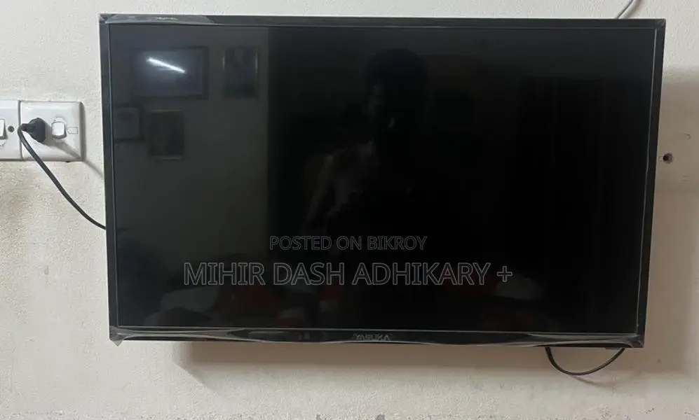 32" Smart Android LED HD TV for Sale