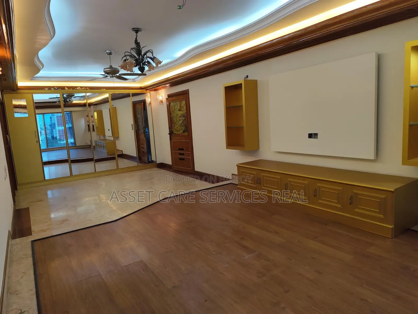 Luxury 5-Bedroom Duplex Apartment for Rent in Baridhara Diplomatic Zone