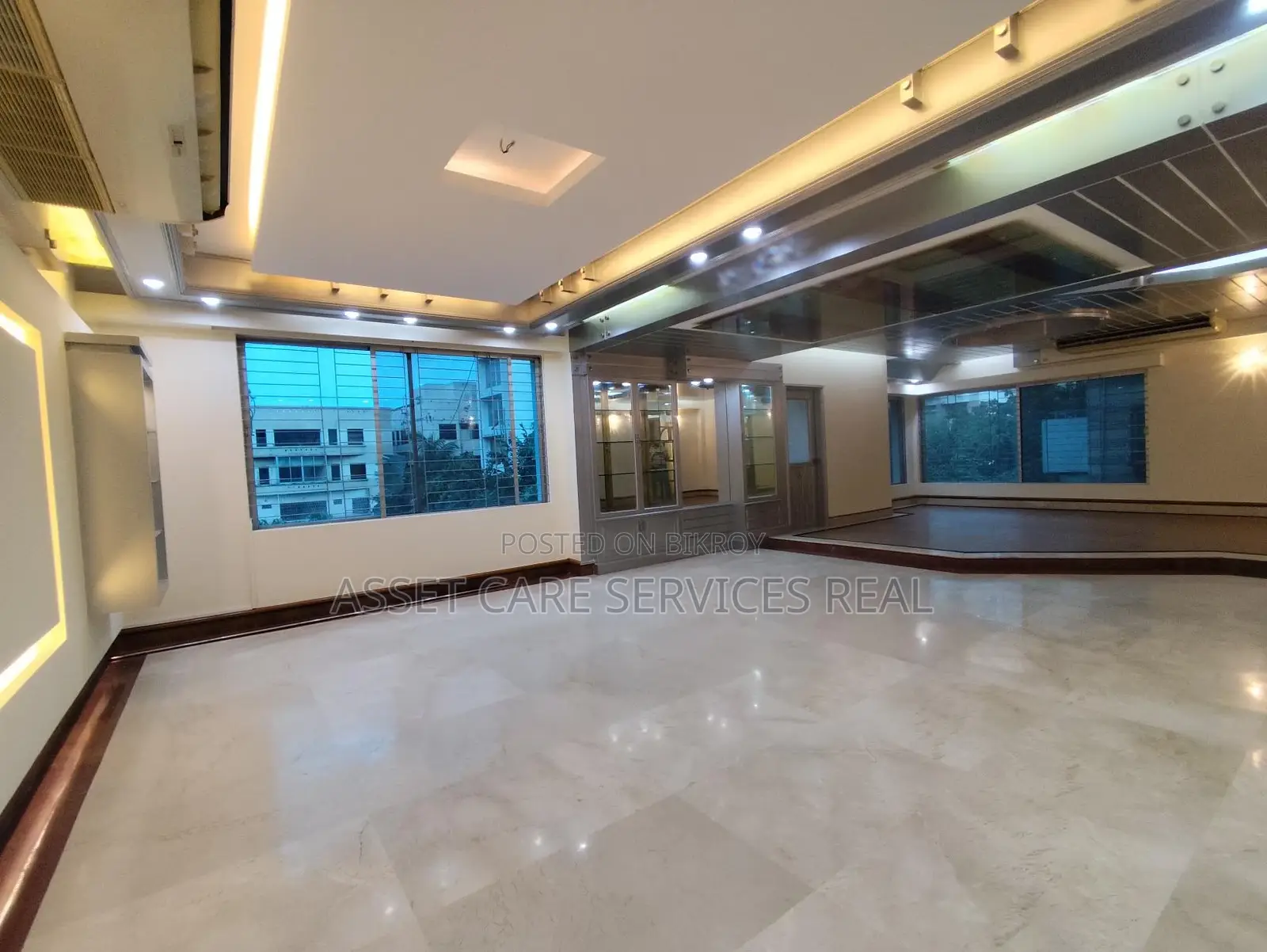 Luxury 5-Bedroom Duplex Apartment for Rent in Baridhara Diplomatic Zone