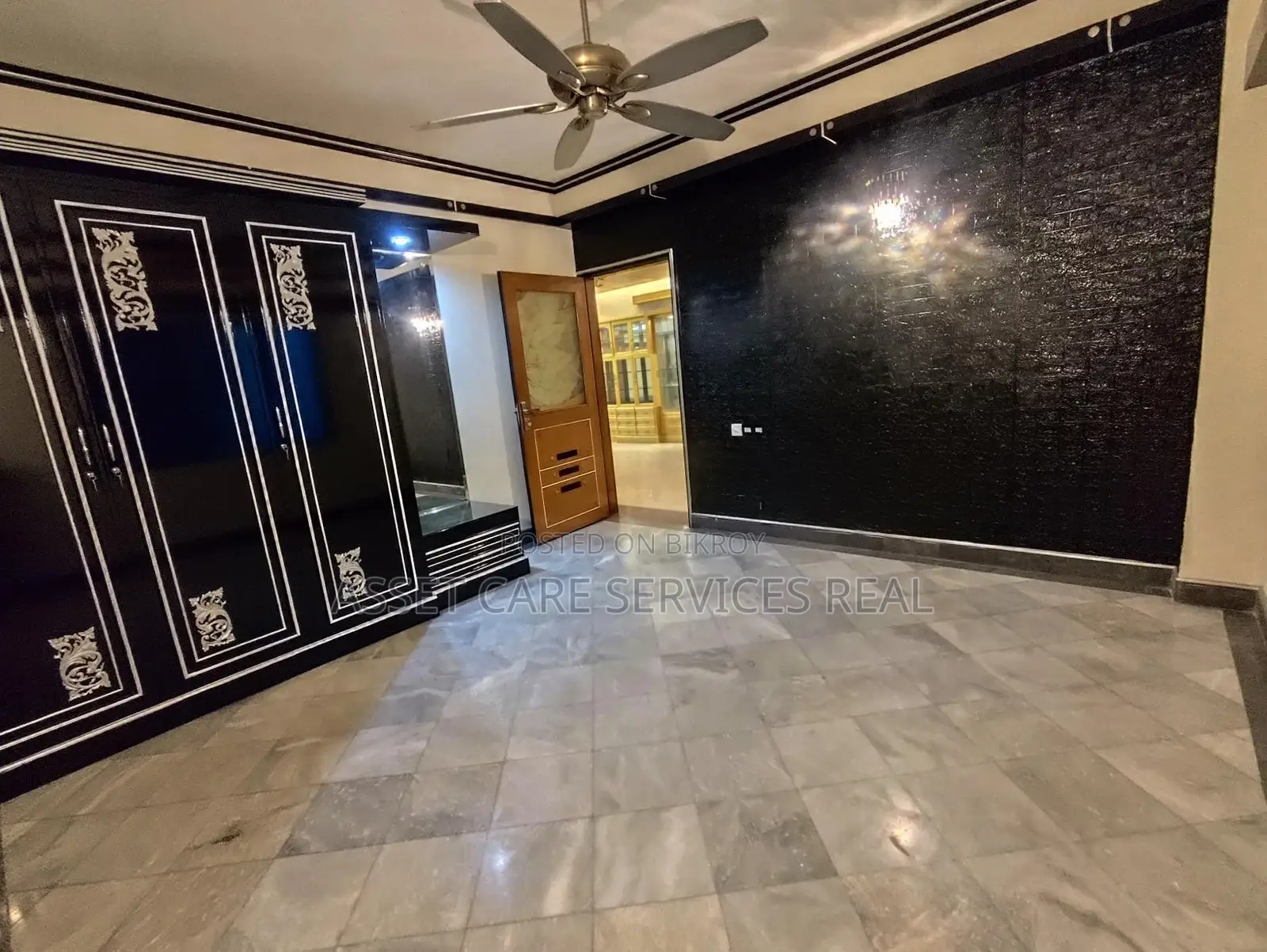 Luxury 5-Bedroom Duplex Apartment for Rent in Baridhara Diplomatic Zone