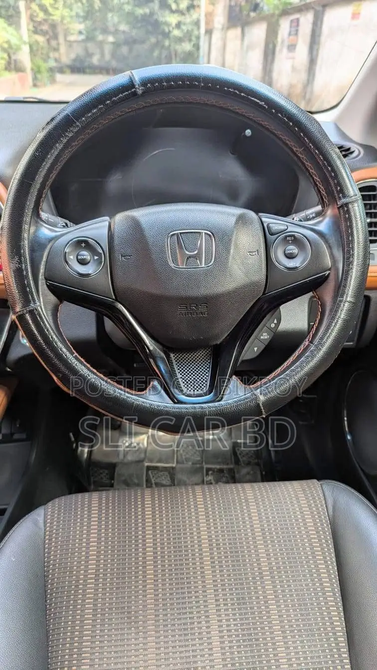 Honda Vezel 2015 Green