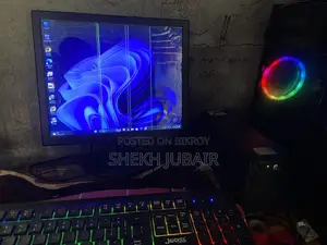 Desktop computer