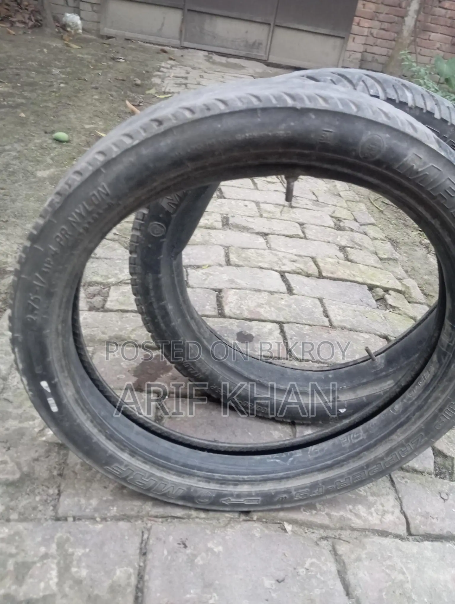 Used Discover 125cc tires with tubes