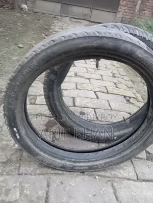 Used Discover 125cc tires with tubes